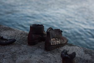 unspalsh - shoes of the danube